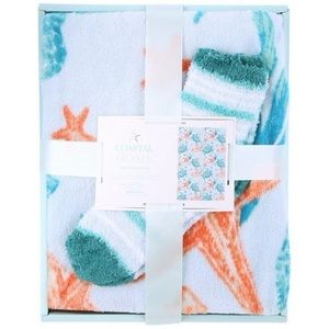50x60 Pastel Throw and Sock Set